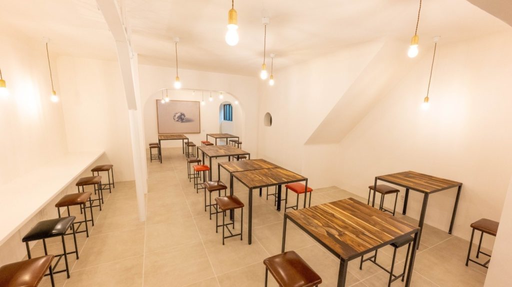 大手まんぢゅうカフェ店内
